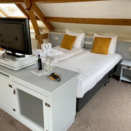 Havenhotel At Sea Texel Hotel Oudeschild