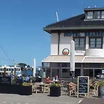 Havenhotel At Sea Texel