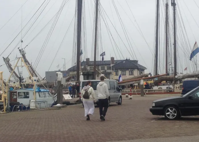 Havenhotel At Sea Texel 3*